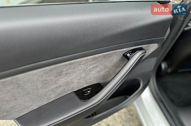Седан Tesla Model 3 2018 в Луцке