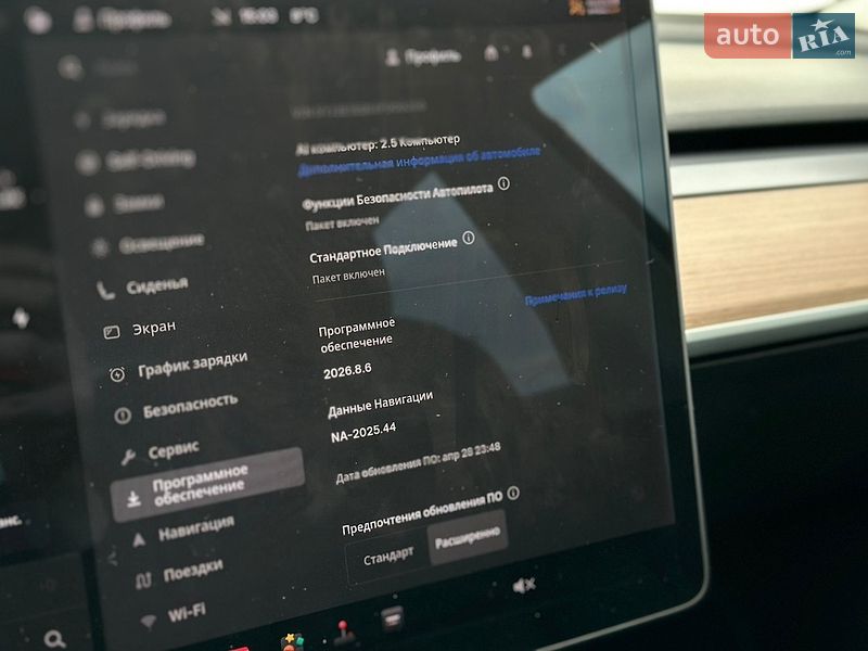 Седан Tesla Model 3 2018 в Луцке