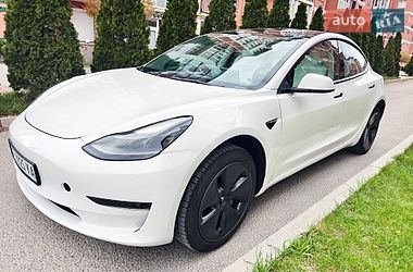 Седан Tesla Model 3 2021 в Дніпрі