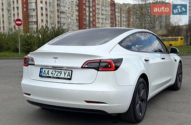 Седан Tesla Model 3 2020 в Києві