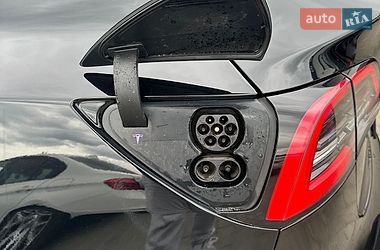 Седан Tesla Model 3 2019 в Киеве