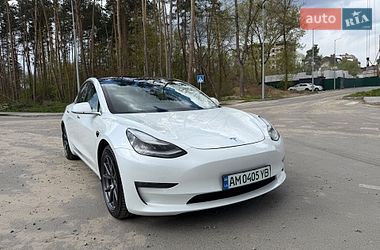Седан Tesla Model 3 2019 в Житомирі