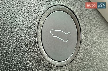 Седан Tesla Model 3 2021 в Черновцах