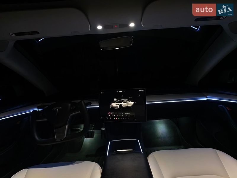 Седан Tesla Model 3 2022 в Києві