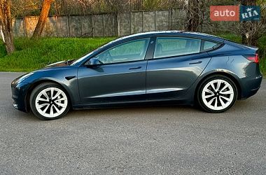 Седан Tesla Model 3 2022 в Кривом Роге