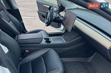 Седан Tesla Model 3 2021 в Києві