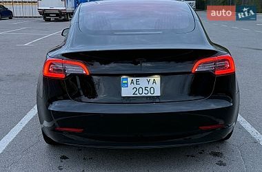 Седан Tesla Model 3 2018 в Дніпрі