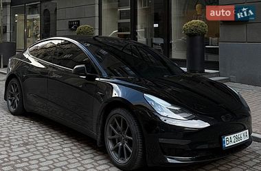 Седан Tesla Model 3 2019 в Кропивницком