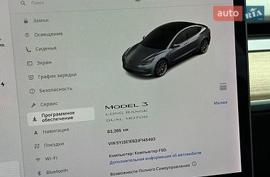 Седан Tesla Model 3 2018 в Львове