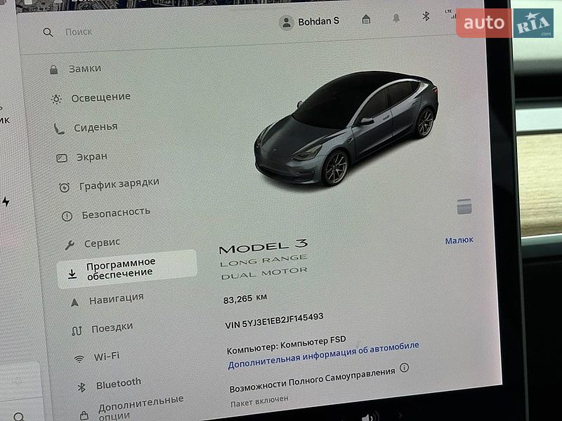 Седан Tesla Model 3 2018 в Львове