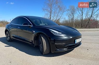 Седан Tesla Model 3 2018 в Самборе