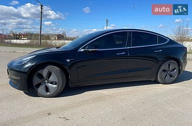 Седан Tesla Model 3 2018 в Самборе