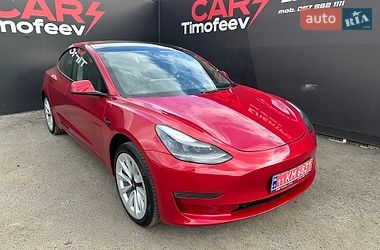 Седан Tesla Model 3 2022 в Києві