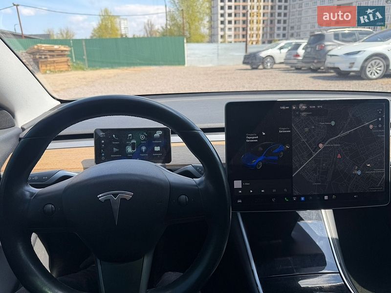 Седан Tesla Model 3 2018 в Києві