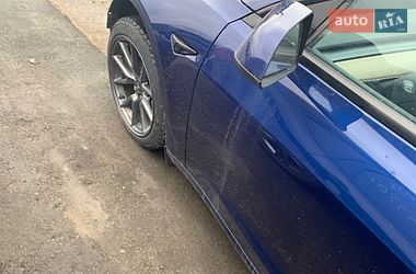 Седан Tesla Model 3 2023 в Киеве