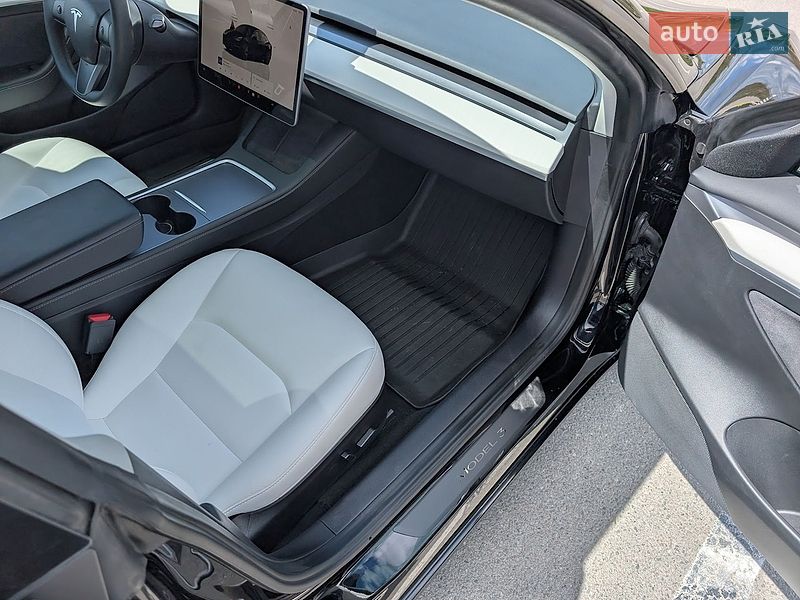Седан Tesla Model 3 2022 в Каменец-Подольском