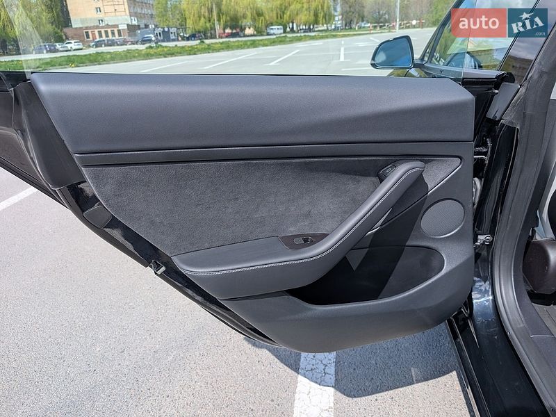 Седан Tesla Model 3 2022 в Каменец-Подольском
