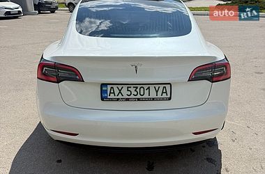 Седан Tesla Model 3 2019 в Харкові