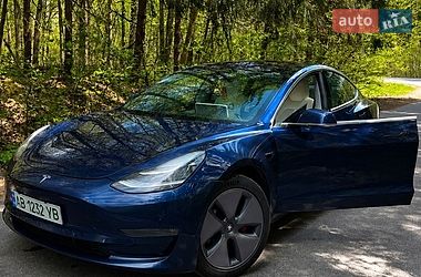 Седан Tesla Model 3 2018 в Вінниці