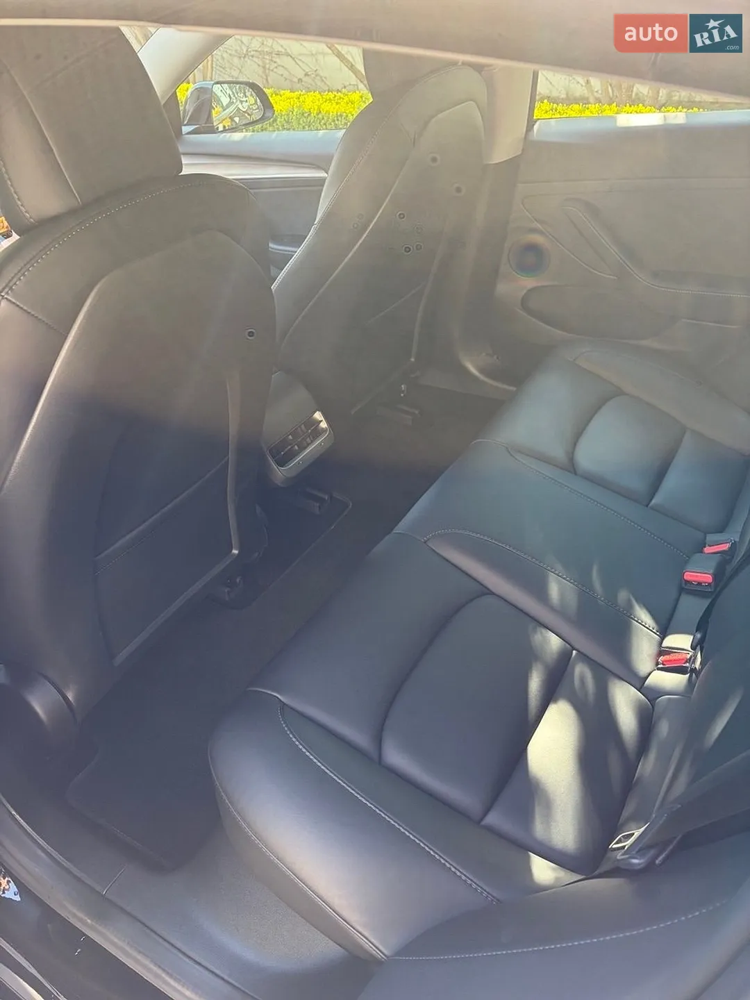 2022 Tesla Model 3 - мініатюра 10