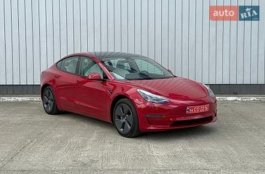 Седан Tesla Model 3 2023 в Черновцах
