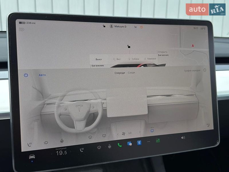 Седан Tesla Model 3 2023 в Черновцах