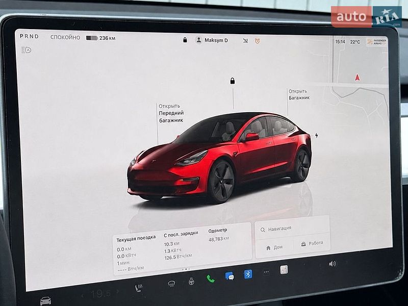 Седан Tesla Model 3 2023 в Чернівцях