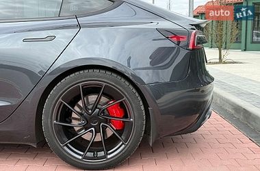 Седан Tesla Model 3 2024 в Ірпені