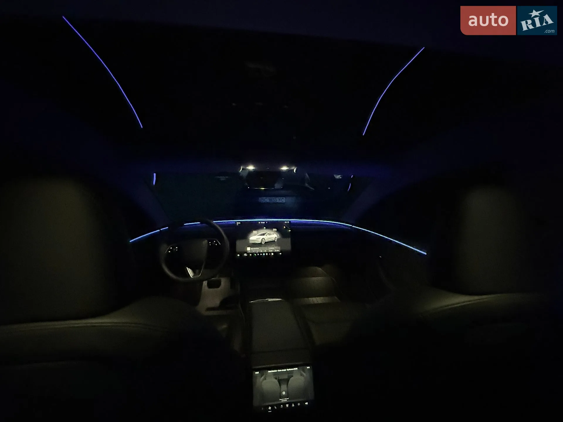 2025 Tesla Model 3 - мініатюра 12
