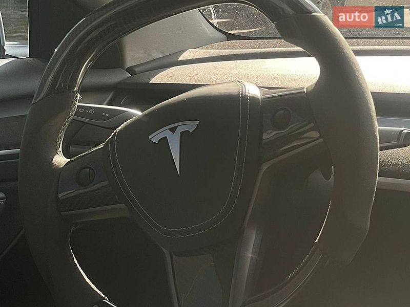 Седан Tesla Model 3 2021 в Полтаве