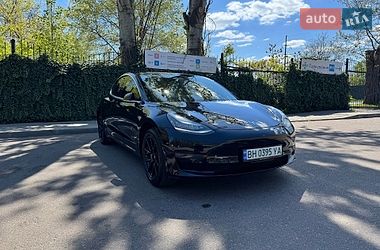 Седан Tesla Model 3 2019 в Одессе