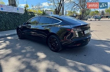 Седан Tesla Model 3 2019 в Одессе