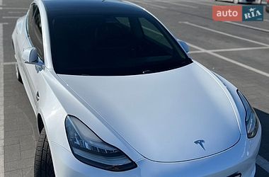 Седан Tesla Model 3 2019 в Луцьку