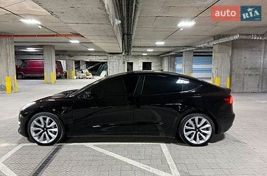 Седан Tesla Model 3 2018 в Тернополе