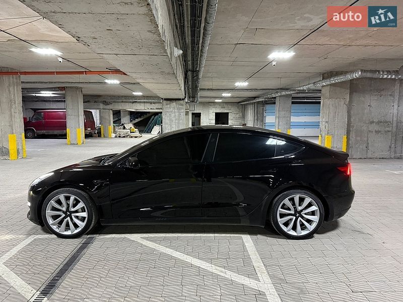 Седан Tesla Model 3 2018 в Тернополе