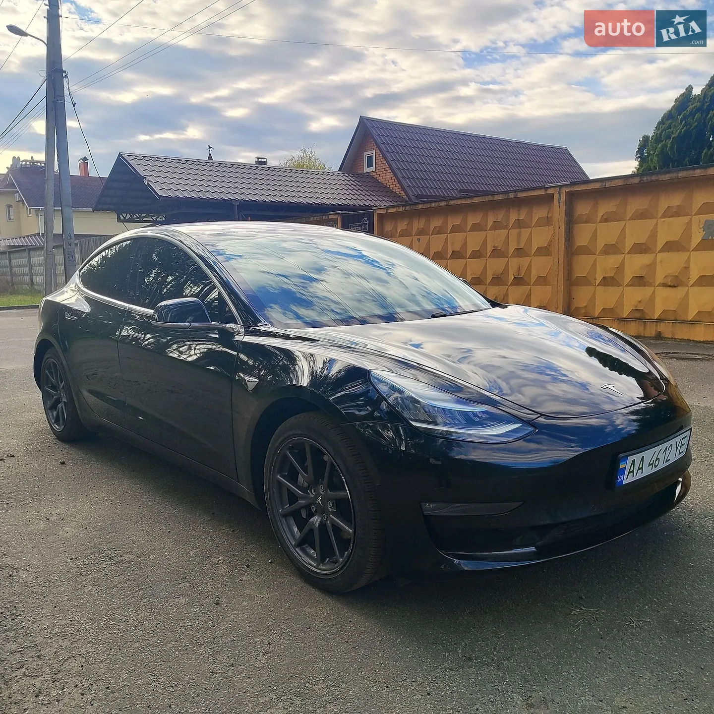 2018 Tesla Model 3 - фото 1