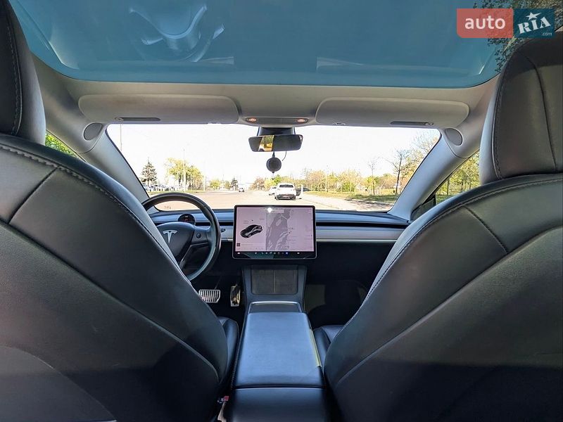 Седан Tesla Model 3 2018 в Днепре