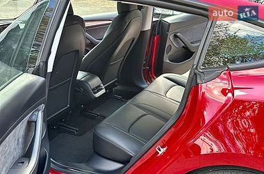 Седан Tesla Model 3 2021 в Золочеве