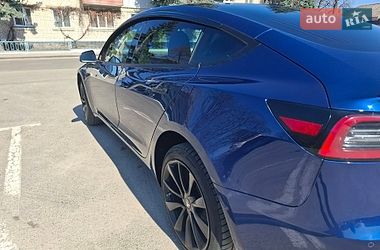Седан Tesla Model 3 2019 в Киеве