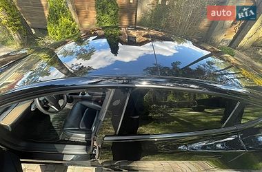 Седан Tesla Model 3 2023 в Львові