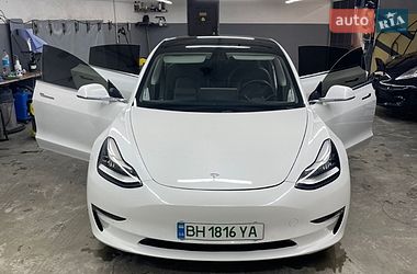 Седан Tesla Model 3 2019 в Одессе