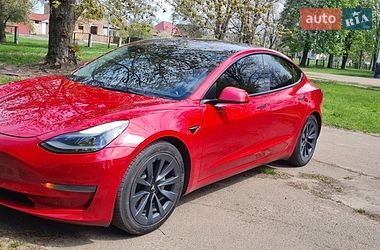 Седан Tesla Model 3 2022 в Черкассах