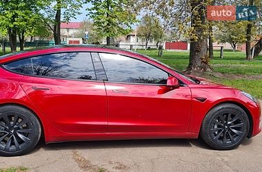Седан Tesla Model 3 2022 в Черкассах