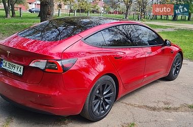 Седан Tesla Model 3 2022 в Черкассах