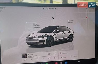 Седан Tesla Model 3 2022 в Києві