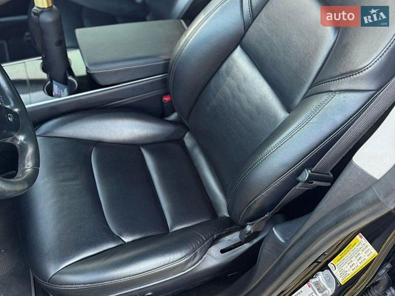 Седан Tesla Model 3 2018 в Киеве
