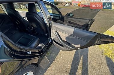 Седан Tesla Model 3 2018 в Киеве