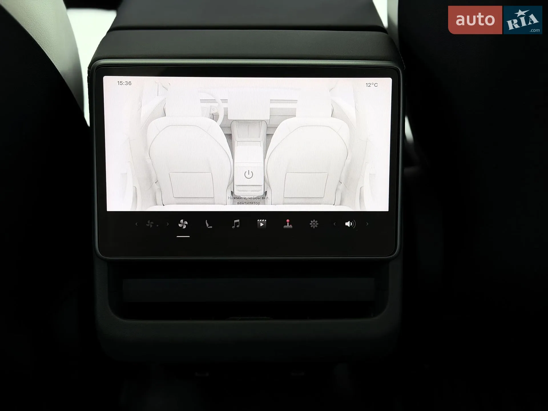 2025 Tesla Model 3 - мініатюра 17