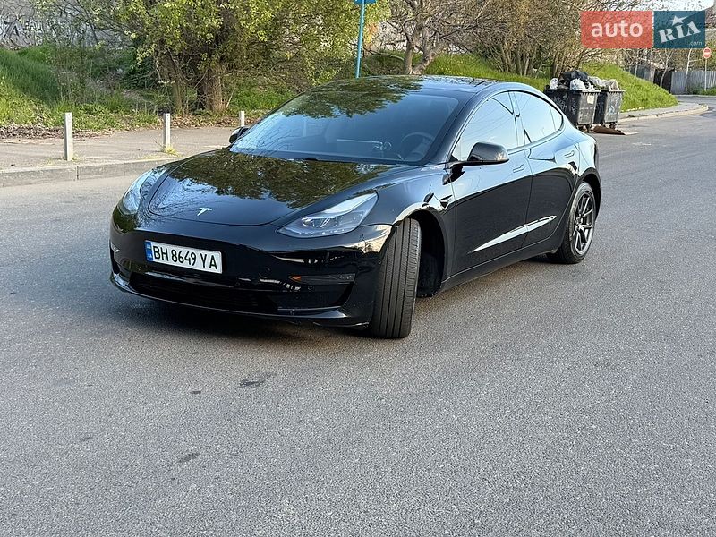 Седан Tesla Model 3 2020 в Одессе