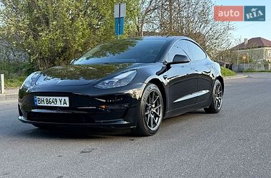 Седан Tesla Model 3 2020 в Одессе